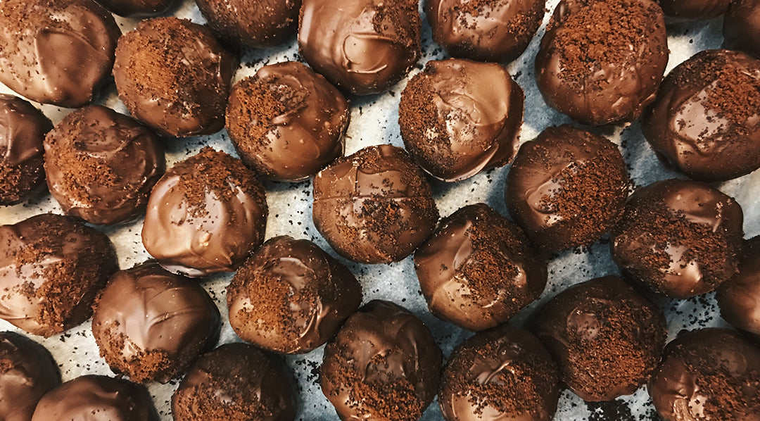 Chocolate Vanilla & Cinnamon Bliss Balls